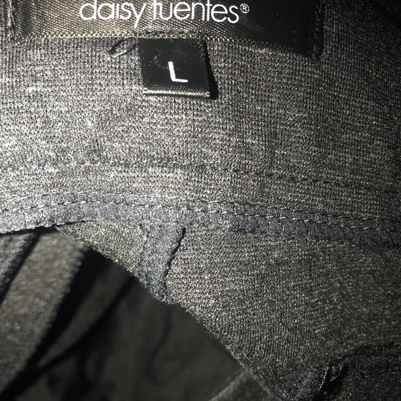 Daisy Fuentes Classic Gray Trousers short Size Large 10 - Picture 2 of 4